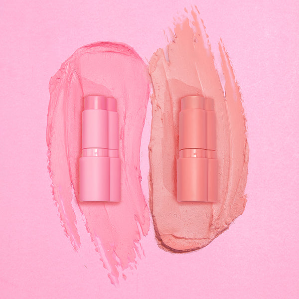Amorus Sweet Blush Heart Shaped Stick Blush Color range for every skin tone Easy to blend High payoff Matte creamy formula Sweet Peach Set Amor Us