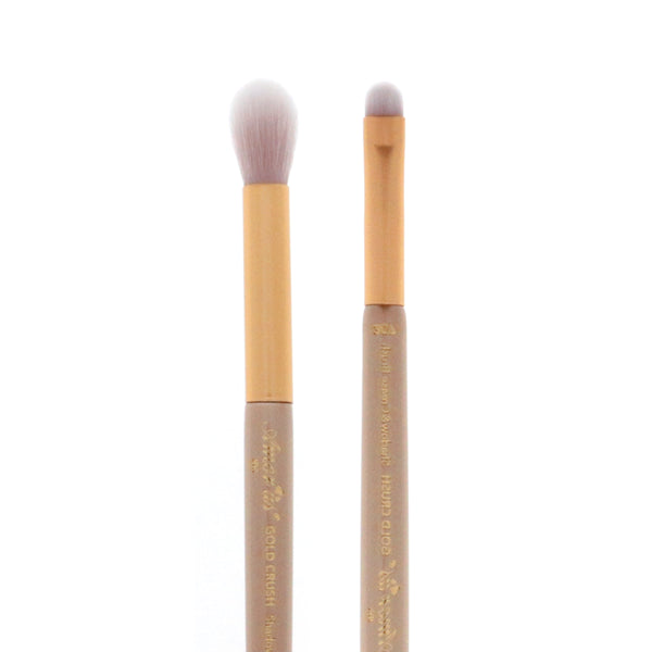 Amorus USA Gold Crush Shadow & Crease Brush #307 Amor us shadow and crease mini brush vegan cruelty free synthetic makeup brush