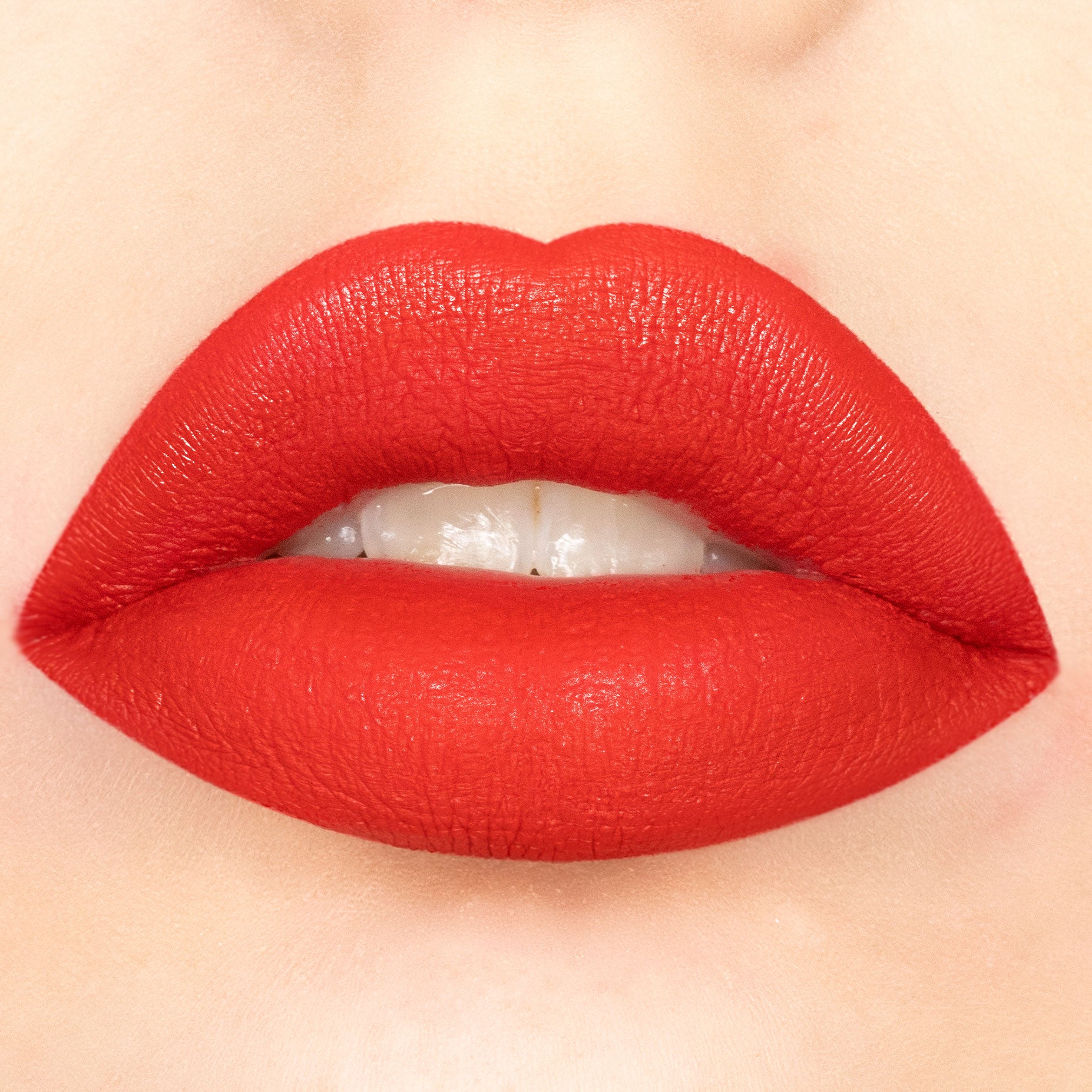 Royal Red - Matte Liquid Lipstick | Amorus USA